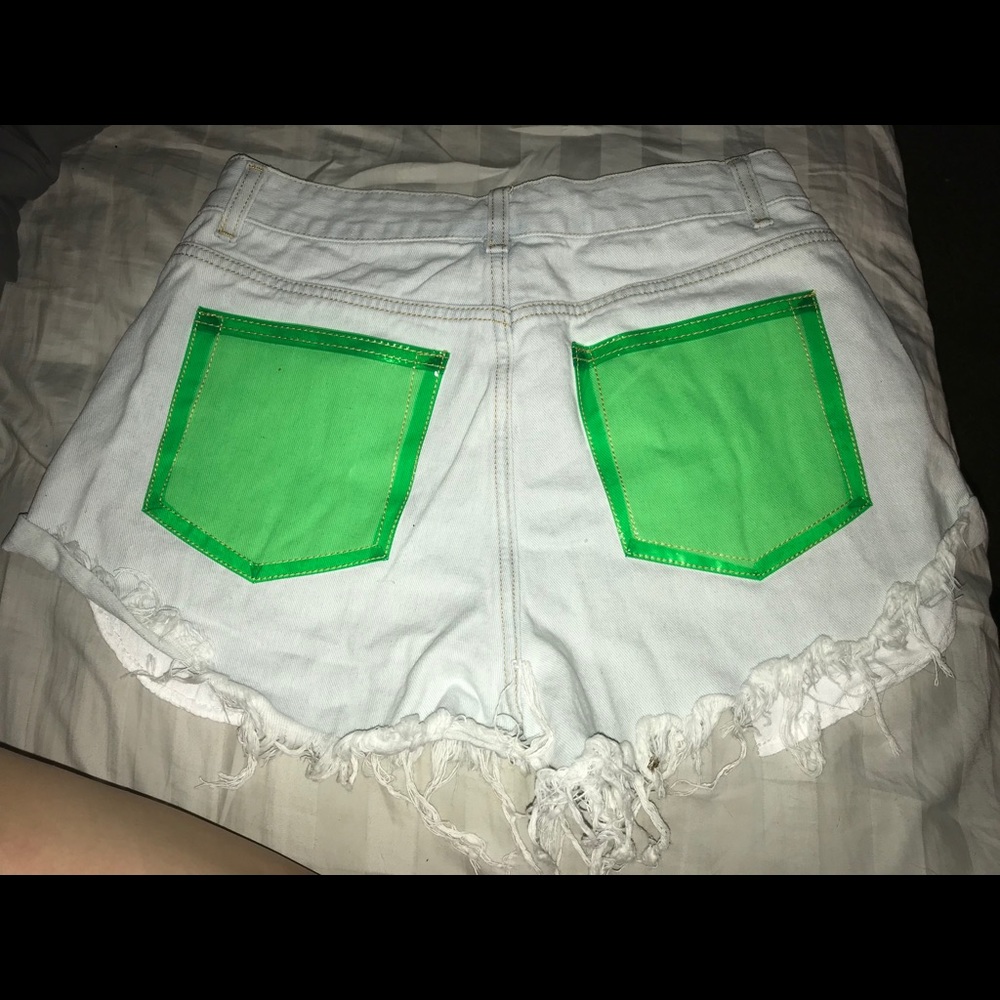 Cute neon pocket shorts!